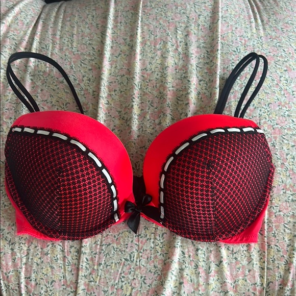 Victoria's Secret Other - Victoria's Secret Red and Black Push-Up Bra
